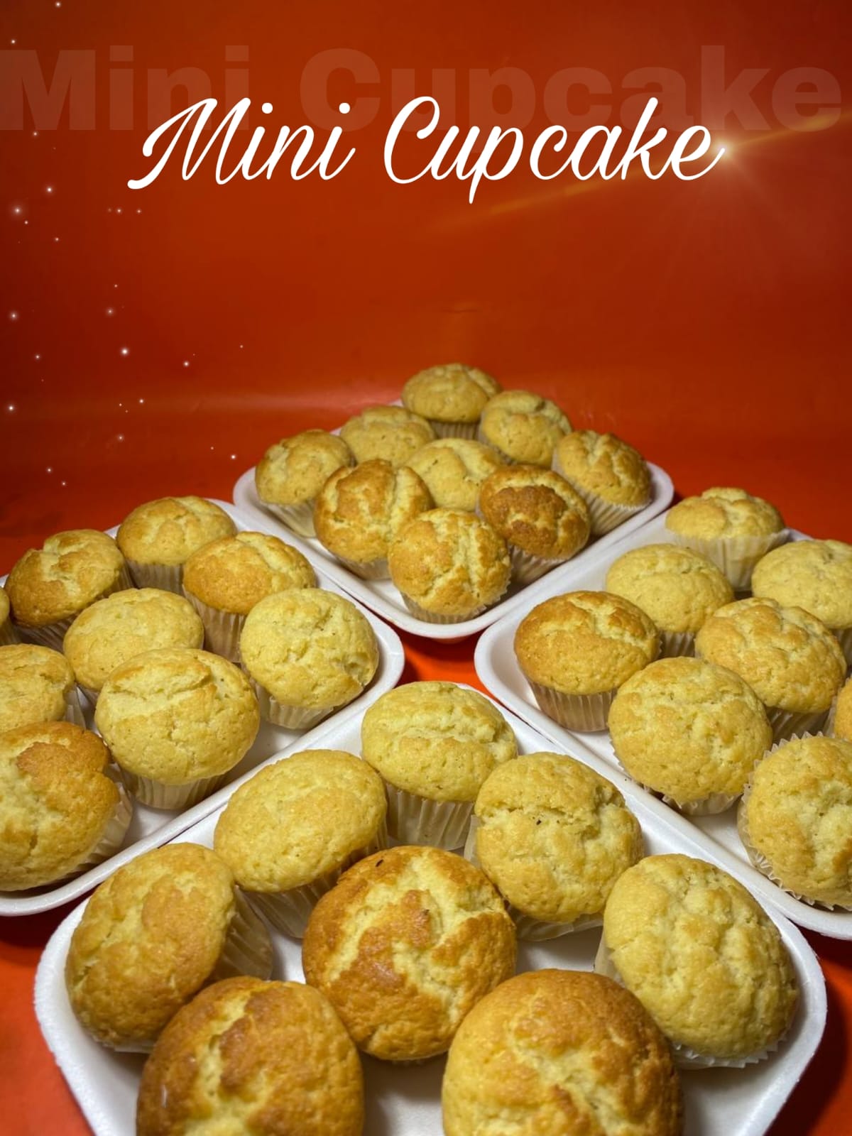 BOLO MINI CUPCAKE
